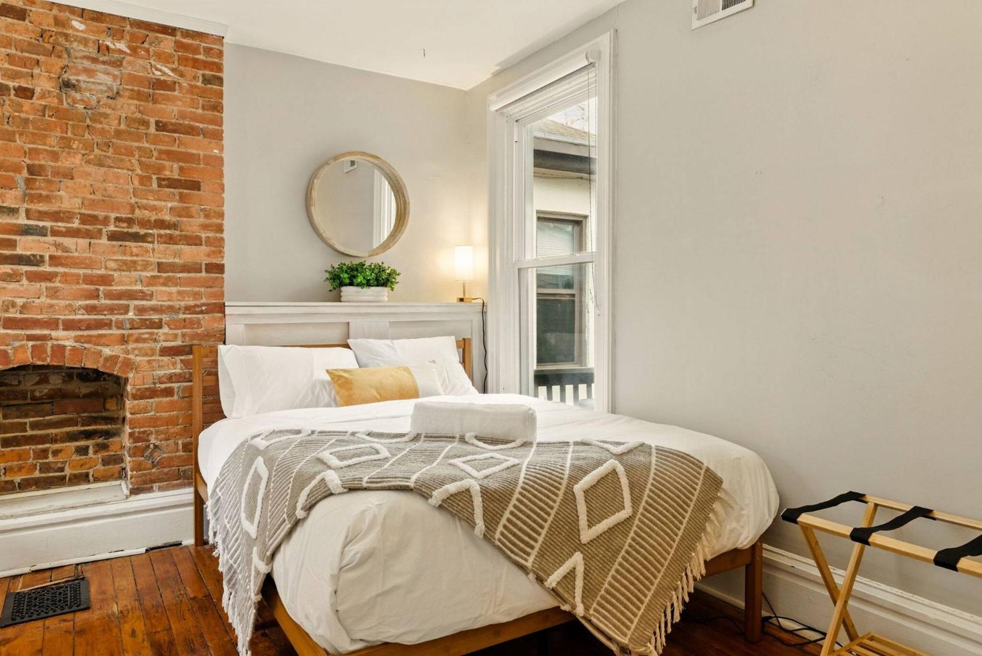 Walk To Osu/short North~free Parking~convention Columbus